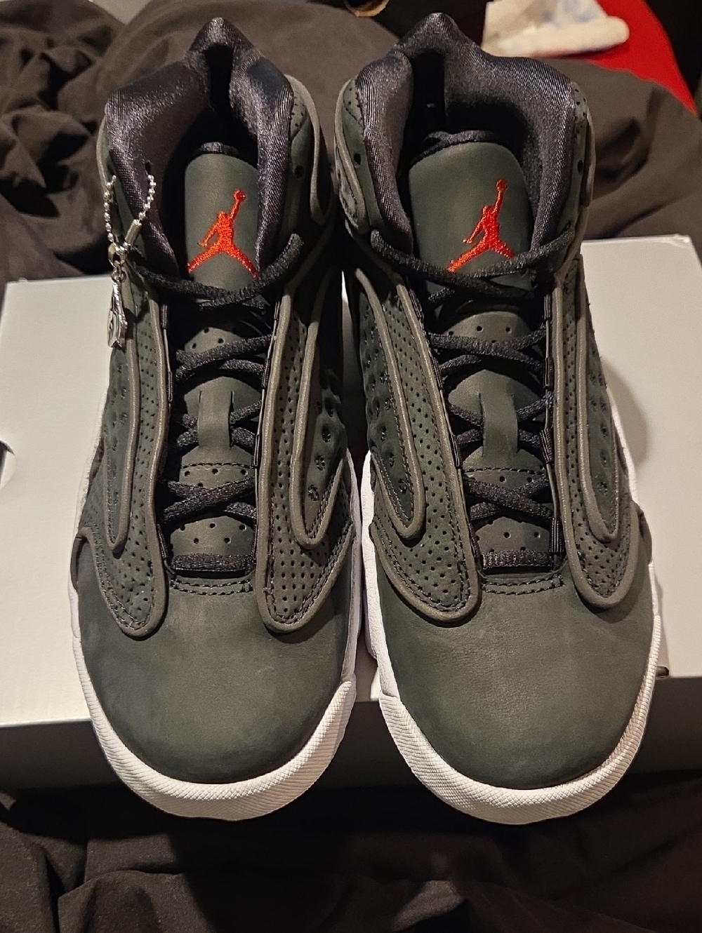 Air Jordan OGWomen's Shoes - Picture 2 of 6